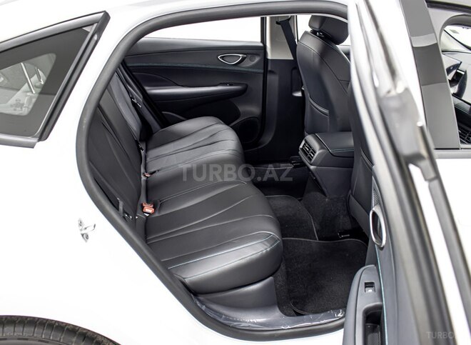 BYD Seal 05-19
