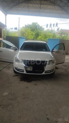 Volkswagen Passat 2010, 310,058 km - 2.0 л - Tovuz