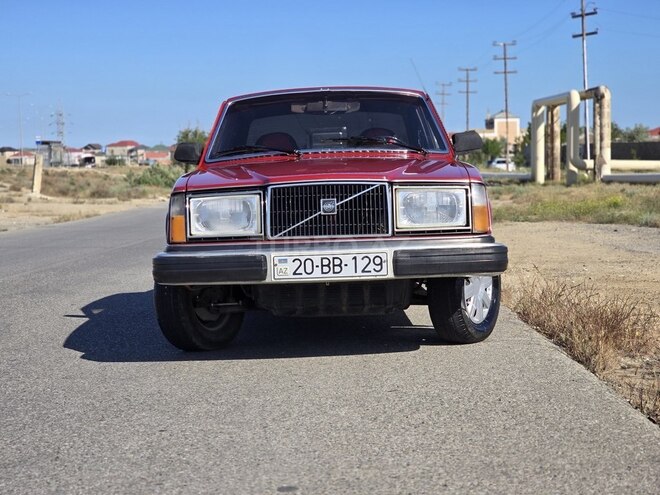 Volvo  1977, 350,000 km - 2.9 l - Gəncə