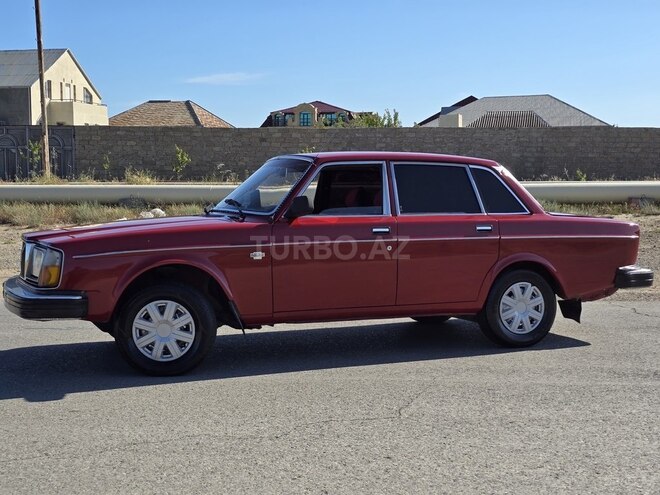 Volvo  1977, 350,000 km - 2.9 l - Gəncə