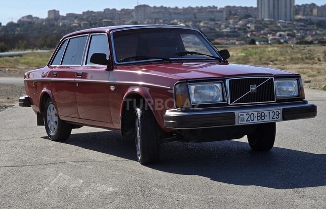 Volvo  1977, 350,000 km - 2.9 l - Gəncə
