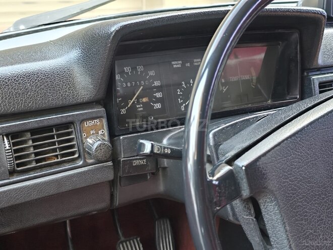 Volvo  1977, 350,000 km - 2.9 l - Gəncə