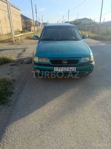 Opel Astra 1996, 460,000 km - 2.0 l - Bakı