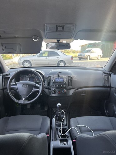 Hyundai i30 2007, 217,000 km - 1.6 л - Şirvan
