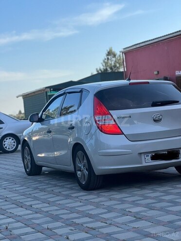 Hyundai i30 2007, 217,000 km - 1.6 л - Şirvan