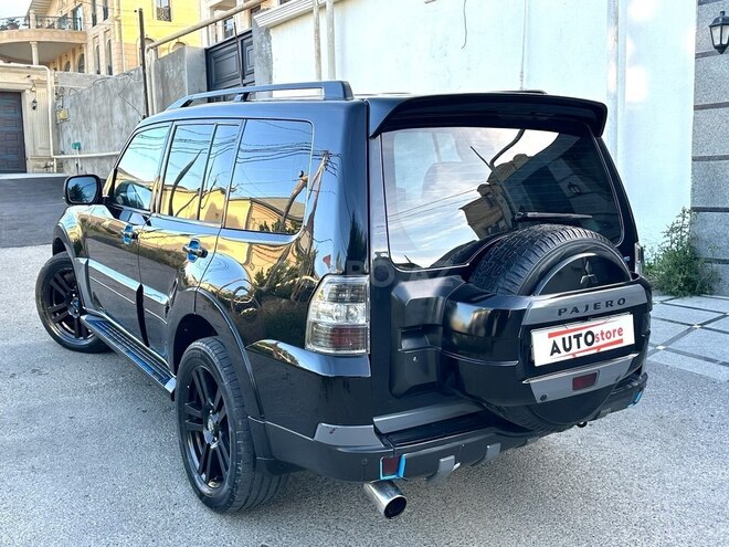 Mitsubishi Pajero 2007, 266,000 km - 3.0 l - Bakı