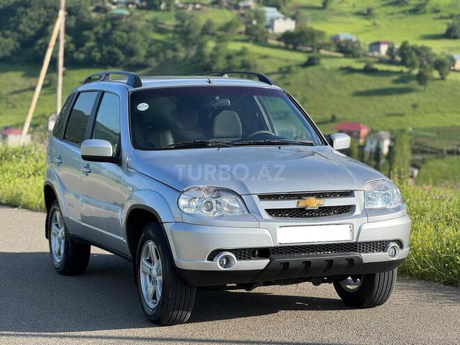 Chevrolet Niva 2013, 170,800 km - 1.7 l - Yardımlı
