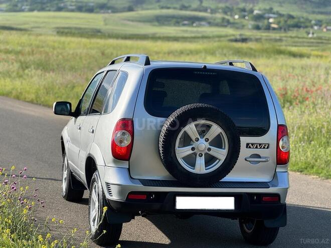 Chevrolet Niva 2013, 170,800 km - 1.7 l - Yardımlı