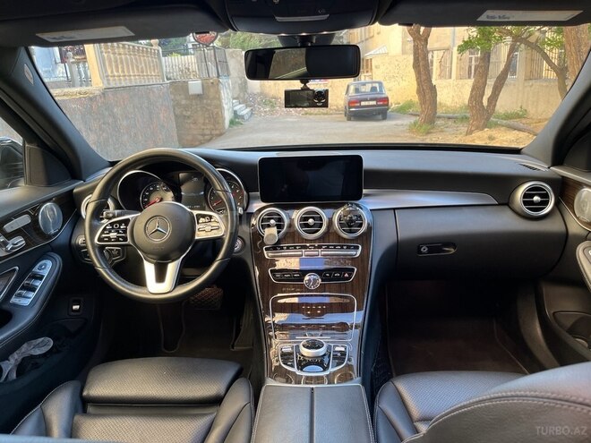 Mercedes C 300 2019, 67,500 km - 2.0 l - Bakı