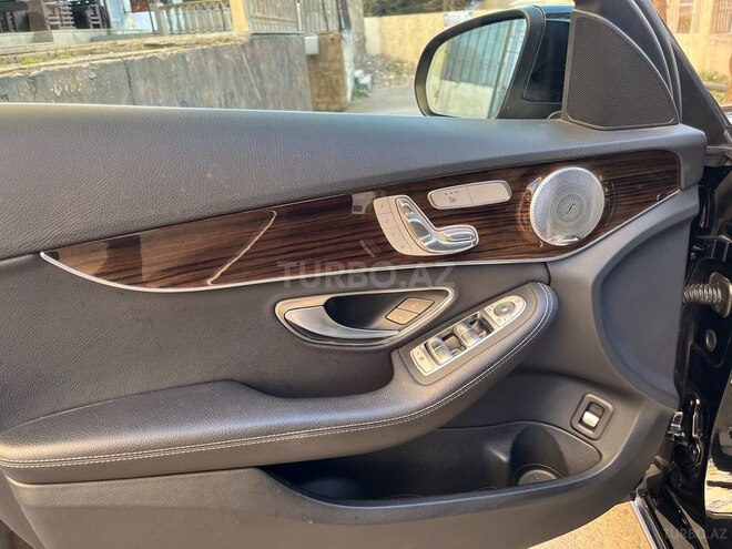 Mercedes C 300 2019, 67,500 km - 2.0 l - Bakı