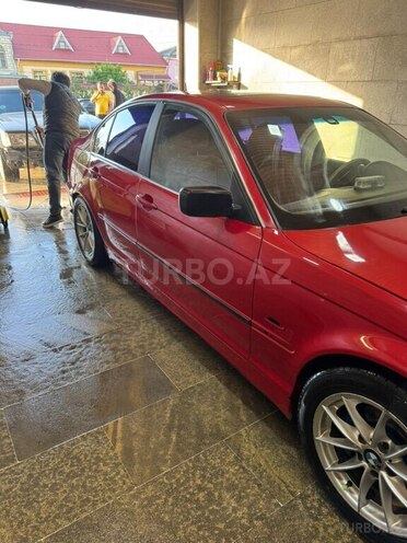 BMW 323 1998, 999,999 km - 2.5 l - Qusar