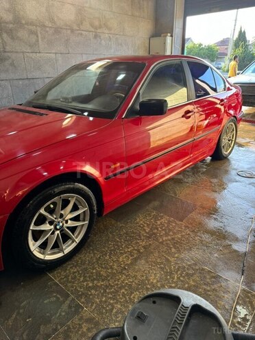 BMW 323 1998, 999,999 km - 2.5 l - Qusar