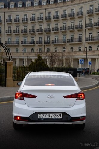 Hyundai Elantra 2019, 140,000 km - 1.6 л - Bakı