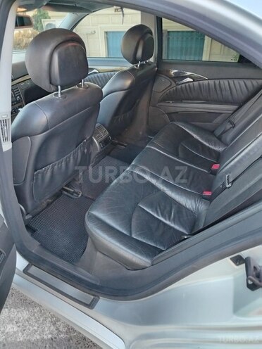 Mercedes E 220 d 2005, 376,676 km - 2.2 l - Bakı