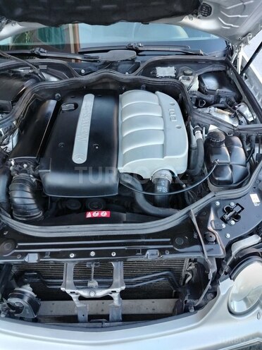 Mercedes E 220 d 2005, 376,676 km - 2.2 l - Bakı