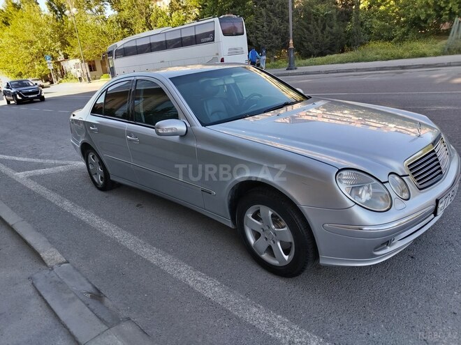 Mercedes E 220 d 2005, 376,676 km - 2.2 l - Bakı