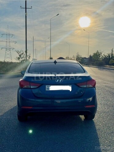 Hyundai Elantra 2015, 221,000 km - 1.8 л - Bakı