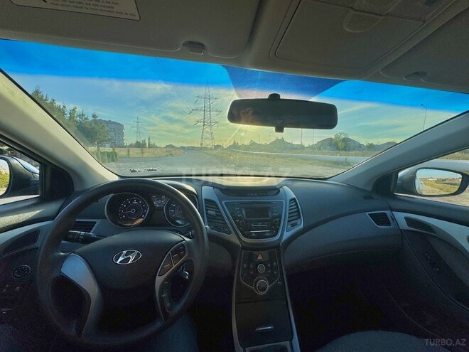 Hyundai Elantra 2015, 221,000 km - 1.8 л - Bakı