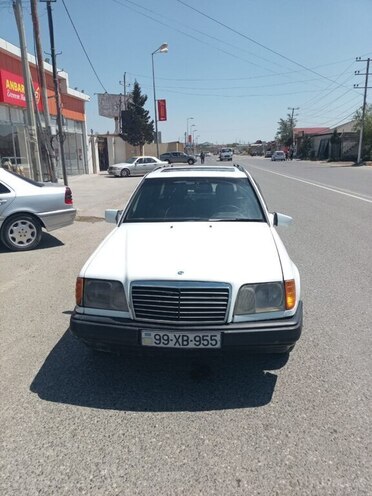 Mercedes E 250 1995, 350,000 km - 2.5 l - Bakı