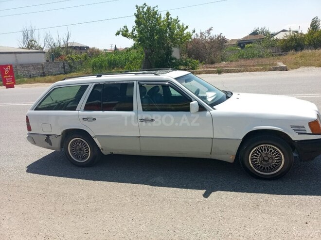 Mercedes E 250 1995, 350,000 km - 2.5 l - Bakı