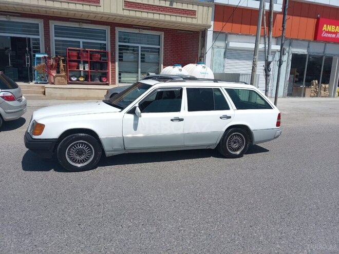 Mercedes E 250 1995, 350,000 km - 2.5 l - Bakı