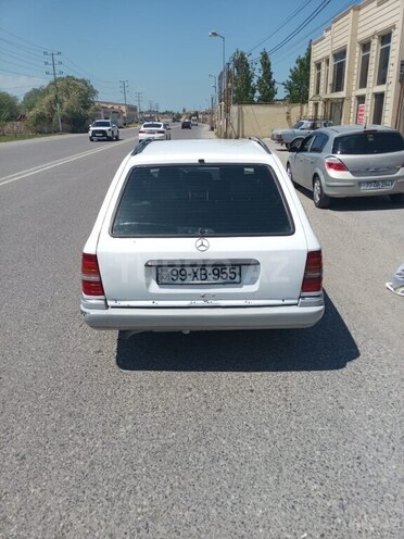 Mercedes E 250 1995, 350,000 km - 2.5 l - Bakı