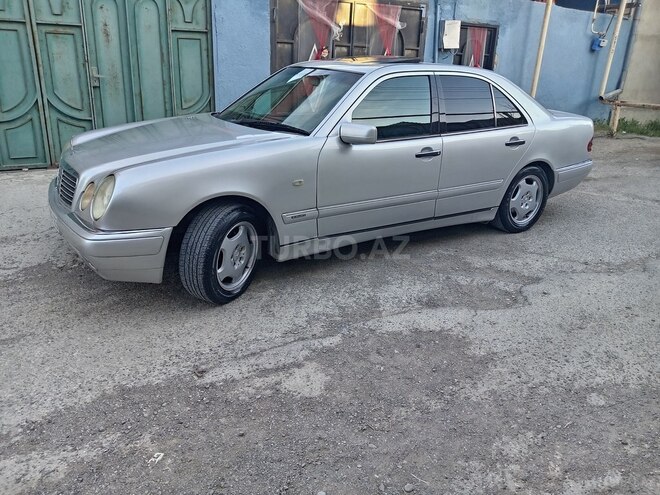 Mercedes E 240 1999, 361,000 km - 2.4 l - Bakı