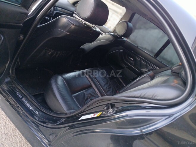 BMW 525 2002, 383,179 km - 2.5 l - Sumqayıt