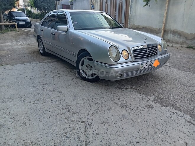 Mercedes E 240 1999, 361,000 km - 2.4 l - Bakı
