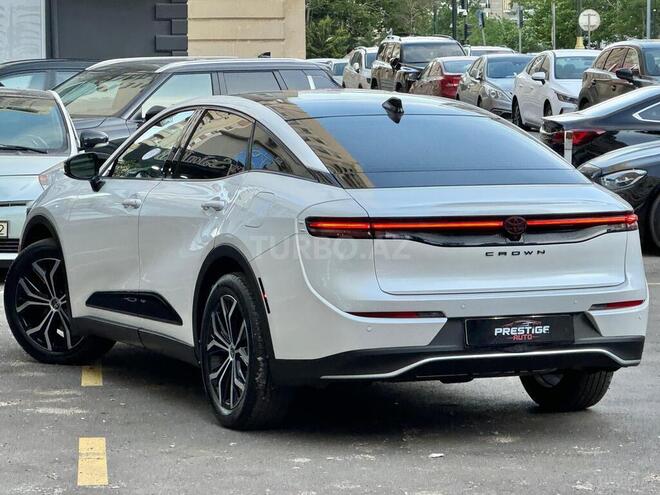 Toyota Crown 2023, 16,000 km - 2.5 l - Bakı