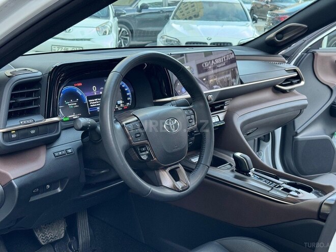 Toyota Crown 2023, 16,000 km - 2.5 l - Bakı