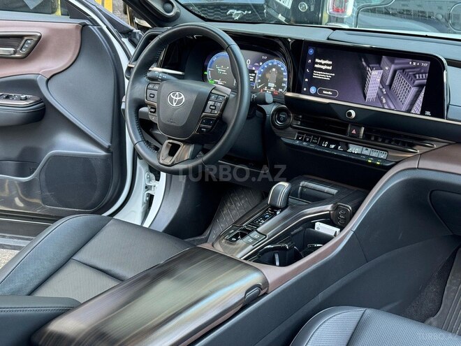 Toyota Crown 2023, 16,000 km - 2.5 l - Bakı