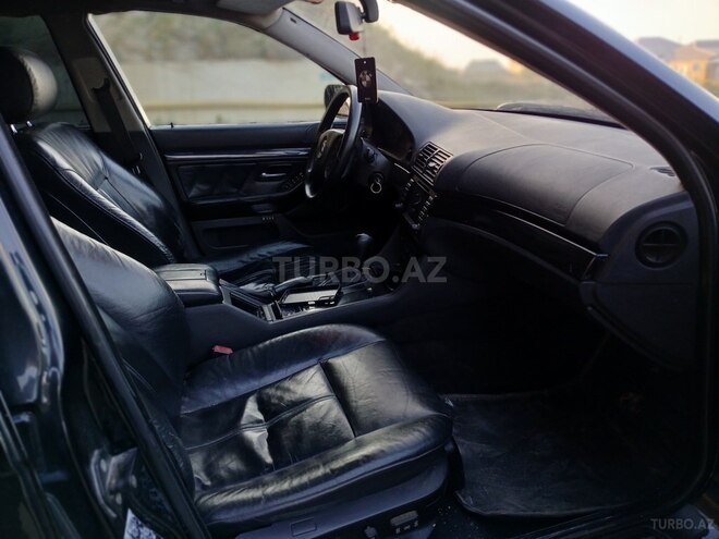 BMW 525 2002, 383,179 km - 2.5 l - Sumqayıt