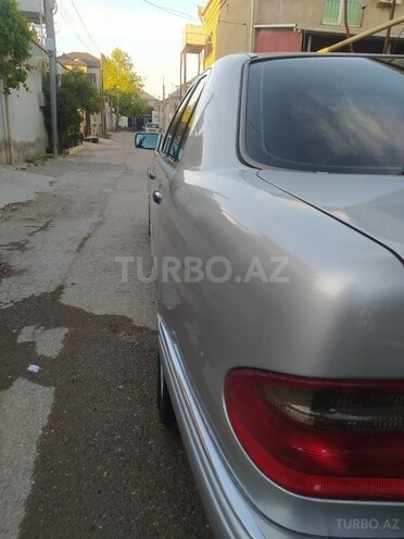 Mercedes E 240 1999, 361,000 km - 2.4 l - Bakı