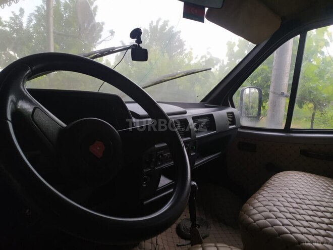 GAZ 31029 1999, 22,939 km - 2.4 л - Salyan