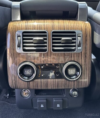 Land Rover Range Rover 2018, 82,000 km - 3.0 л - Bakı