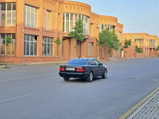 Mercedes E 230 1998, 337,158 km - 2.3 л - Gəncə