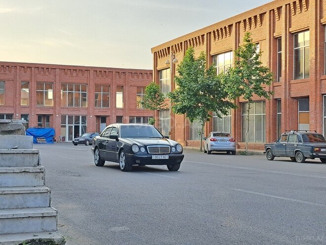 Mercedes E 230 1998, 337,158 km - 2.3 л - Gəncə