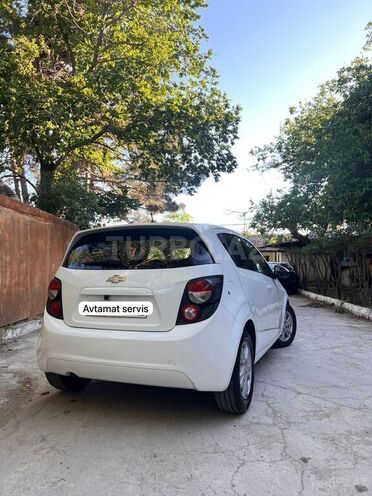 Chevrolet Aveo-4
