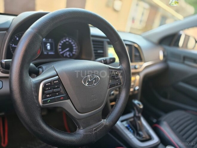 Hyundai Elantra 2016, 214,000 km - 1.6 l - Bakı