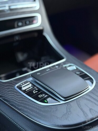 Mercedes E 200 d 2021, 85,000 km - 1.6 л - Bakı