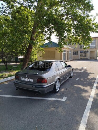 BMW 528 1998, 400,000 km - 2.8 l - Göyçay