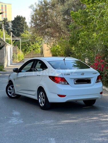 Hyundai Accent 2013, 93,000 km - 1.6 l - Bakı