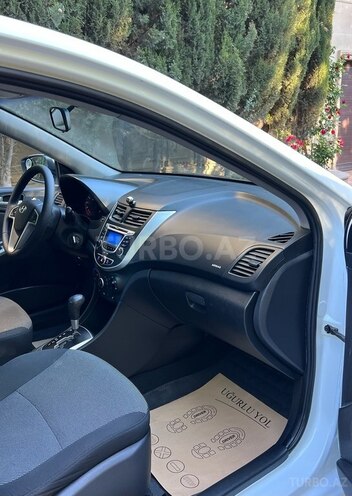 Hyundai Accent 2013, 93,000 km - 1.6 l - Bakı