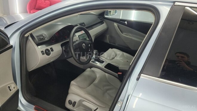 Volkswagen Passat 2005, 188,000 km - 2.0 л - Gəncə