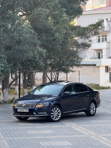 Volkswagen Passat 2013, 275,469 km - 2.0 l - Sumqayıt