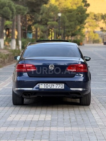 Volkswagen Passat 2013, 275,469 km - 2.0 l - Sumqayıt