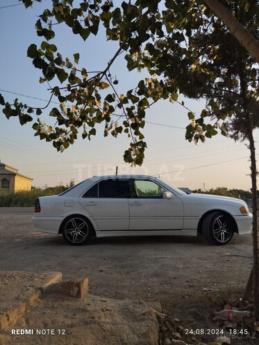 Mercedes C 230 1998, 350,000 km - 2.3 l - Salyan