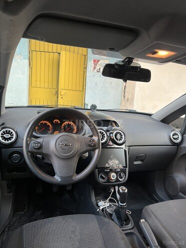 Opel Corsa 2007, 305,000 km - 1.3 л - Bakı