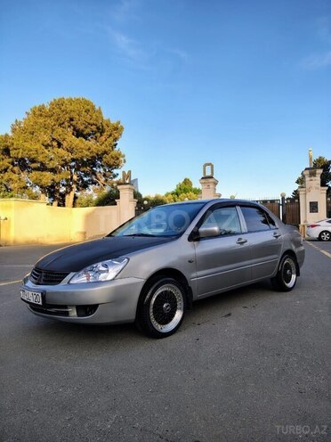 Mitsubishi Lancer 2009, 557,000 km - 1.3 l - Bakı
